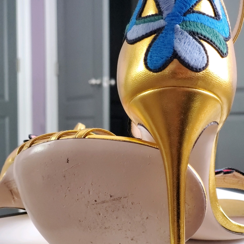 Sandals - Picture 7 of 7
